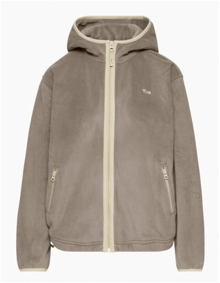 Uncover The World Of Aritzia Dupes: Affordable Style Without Compromise